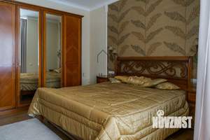 2-к квартира, на длительный срок, 105м2, 4/5 этаж