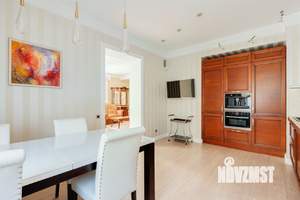 4-к квартира, на длительный срок, 163м2, 1/8 этаж