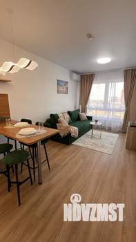 1-к квартира, посуточно, 35м2, 4/11 этаж