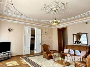 3-к квартира, на длительный срок, 137м2, 5/5 этаж