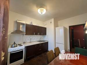 1-к квартира, посуточно, 38м2, 16/16 этаж