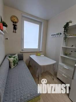 1-к квартира, посуточно, 42м2, 13/25 этаж