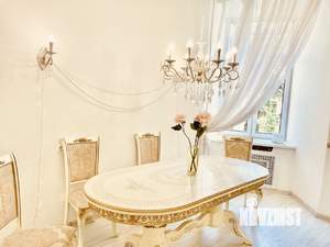 3-к квартира, посуточно, 120м2, 2/4 этаж
