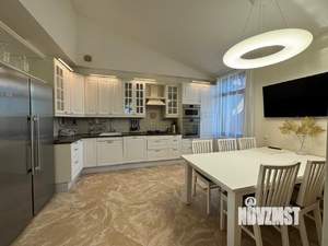 4-к квартира, на длительный срок, 150м2, 6/6 этаж