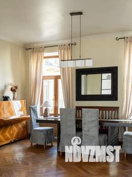 2-к квартира, посуточно, 100м2, 4/4 этаж