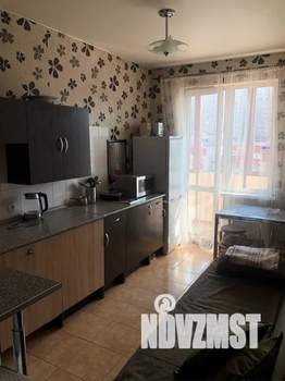 1-к квартира, посуточно, 37м2, 4/19 этаж