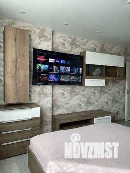 1-к квартира, посуточно, 38м2, 18/25 этаж