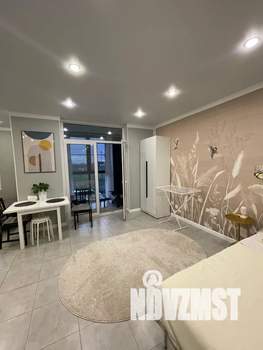 Студия квартира, посуточно, 44м2, 2/5 этаж