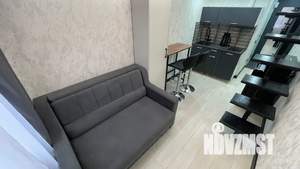 Студия квартира, посуточно, 14м2, 4/6 этаж