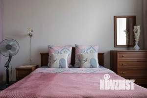 2-к квартира, посуточно, 76м2, 6/10 этаж
