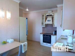 3-к квартира, посуточно, 103м2, 1/1 этаж