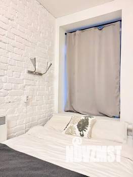 Студия квартира, посуточно, 12м2, 1/6 этаж