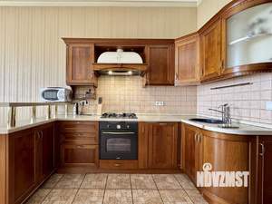 3-к квартира, на длительный срок, 137м2, 5/5 этаж