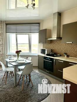 1-к квартира, посуточно, 48м2, 11/25 этаж