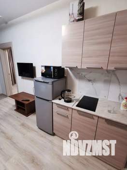 2-к квартира, посуточно, 34м2, 18/23 этаж