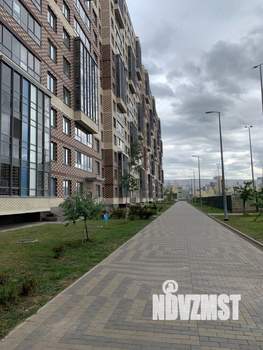 1-к квартира, посуточно, 36м2, 2/15 этаж