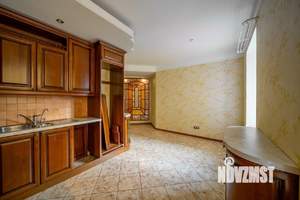 4-к квартира, на длительный срок, 150м2, 3/6 этаж