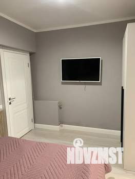 Студия квартира, посуточно, 35м2, 1/5 этаж