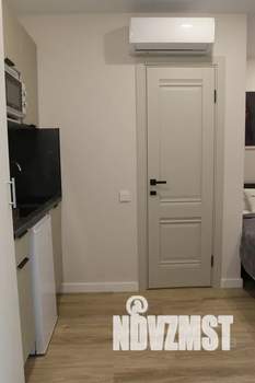 Студия квартира, посуточно, 13м2, 1/5 этаж