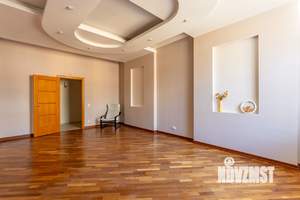 3-к квартира, на длительный срок, 116м2, 3/3 этаж