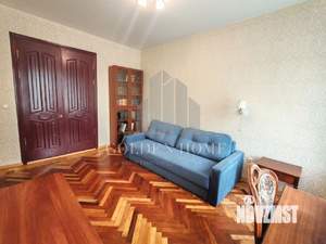 4-к квартира, на длительный срок, 145м2, 6/6 этаж