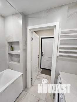 1-к квартира, посуточно, 37м2, 9/16 этаж