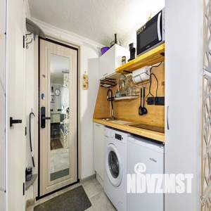 Студия квартира, посуточно, 14м2, 1/5 этаж
