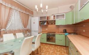 3-к квартира, на длительный срок, 107м2, 3/18 этаж