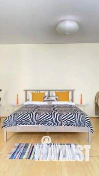 1-к квартира, посуточно, 61м2, 1/1 этаж