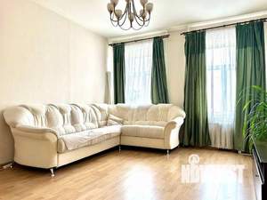 3-к квартира, посуточно, 72м2, 1/1 этаж