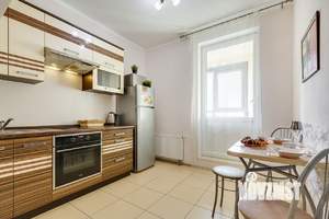 1-к квартира, посуточно, 42м2, 13/20 этаж