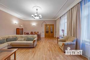 3-к квартира, на длительный срок, 140м2, 6/10 этаж