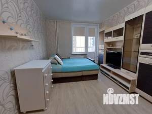 1-к квартира, посуточно, 42м2, 13/25 этаж