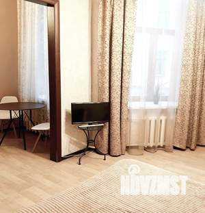 Студия квартира, посуточно, 30м2, 2/5 этаж
