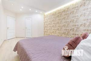 1-к квартира, посуточно, 54м2, 1/10 этаж