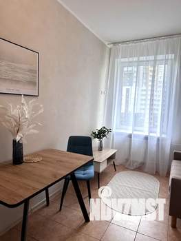 1-к квартира, посуточно, 37м2, 8/17 этаж