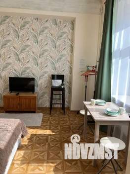 Студия квартира, посуточно, 28м2, 5/6 этаж