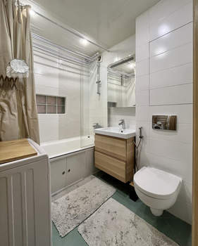 3-к квартира, на длительный срок, 65м2, 1/5 этаж