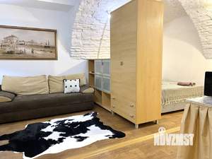 Студия квартира, посуточно, 38м2, 1/4 этаж