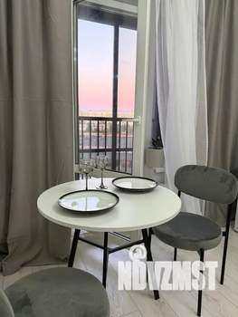 1-к квартира, посуточно, 35м2, 7/17 этаж