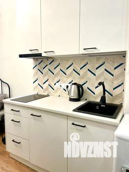 Студия квартира, посуточно, 17м2, 3/5 этаж