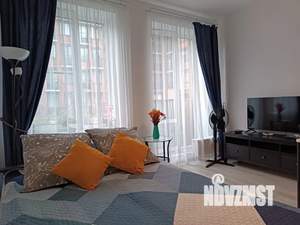 Студия квартира, посуточно, 25м2, 1/4 этаж