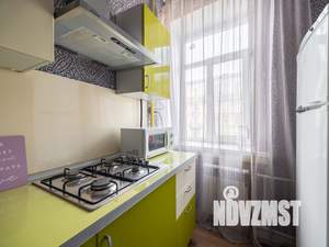 1-к квартира, посуточно, 35м2, 3/3 этаж