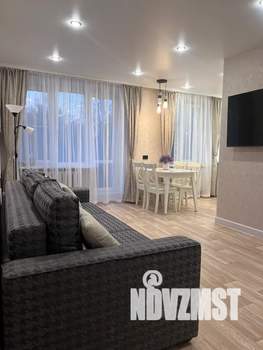 3-к квартира, посуточно, 56м2, 3/5 этаж