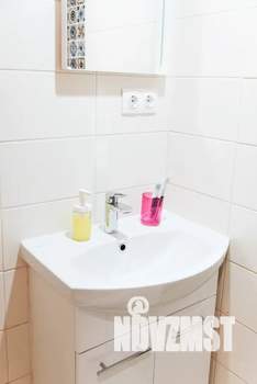 Студия квартира, посуточно, 22м2, 1/5 этаж