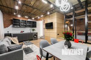 Студия квартира, посуточно, 44м2, 1/4 этаж