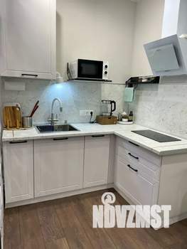 Студия квартира, посуточно, 33м2, 4/8 этаж