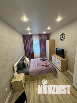 Студия квартира, посуточно, 25м2, 1/17 этаж