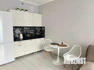 Студия квартира, посуточно, 30м2, 7/25 этаж