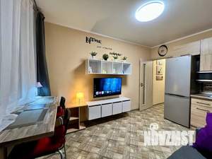 1-к квартира, посуточно, 42м2, 12/18 этаж
